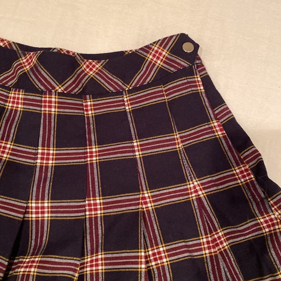 Bundle : two skirts size small - Picture 2 of 3